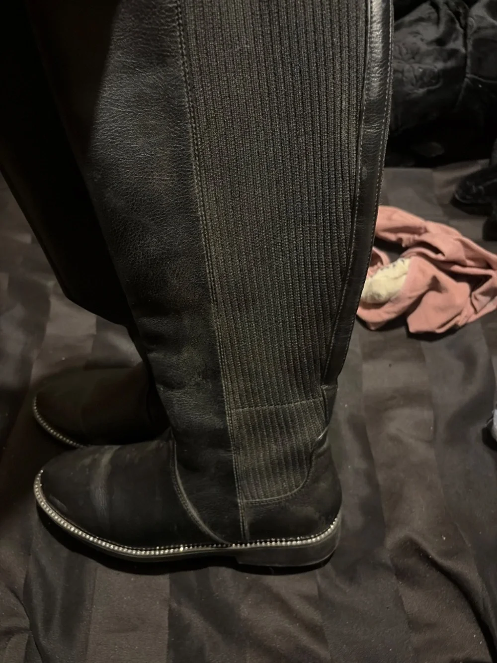 Tall riding boots